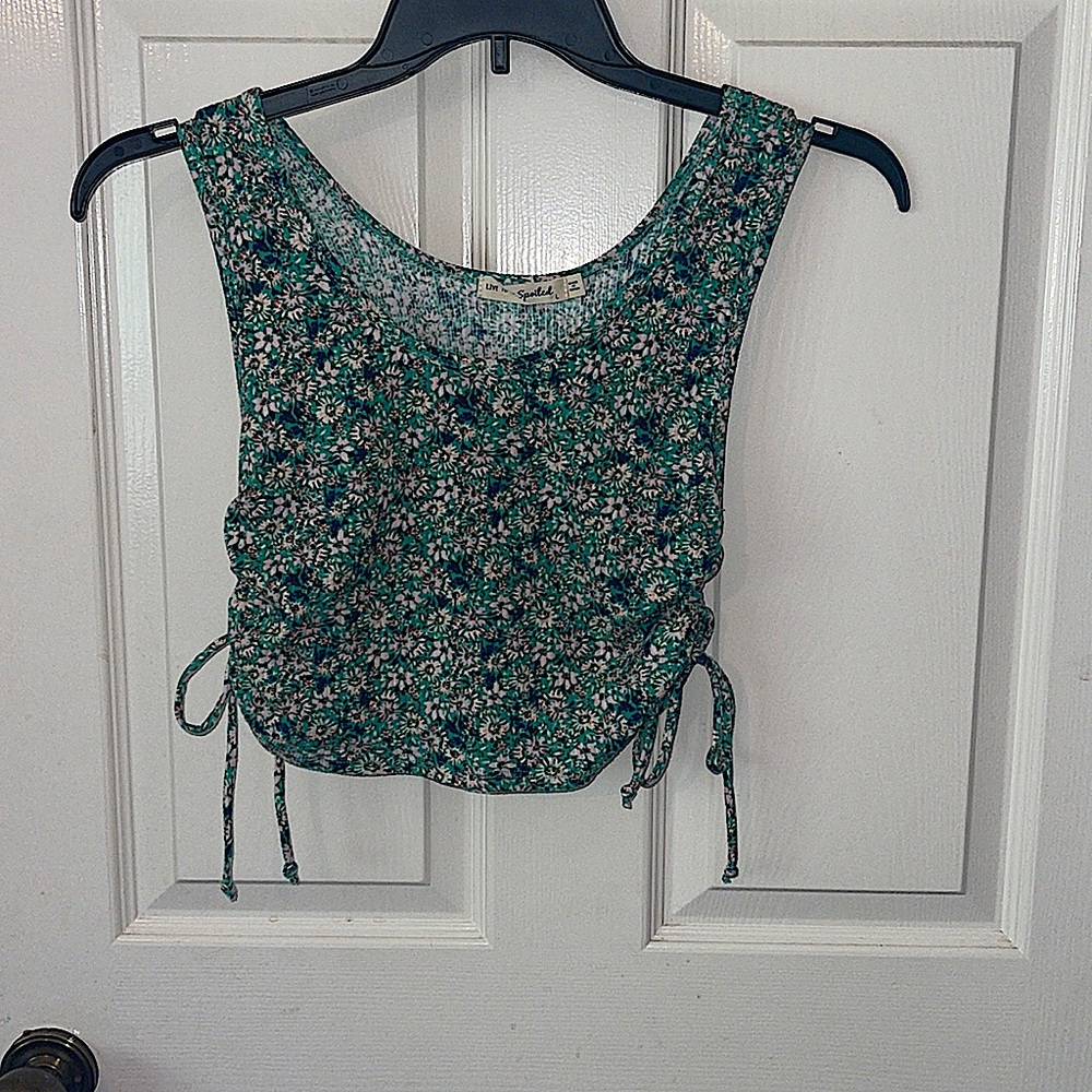 floral print cropped tank